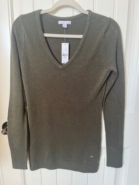 New York & Company Olive V-Neck Sweater